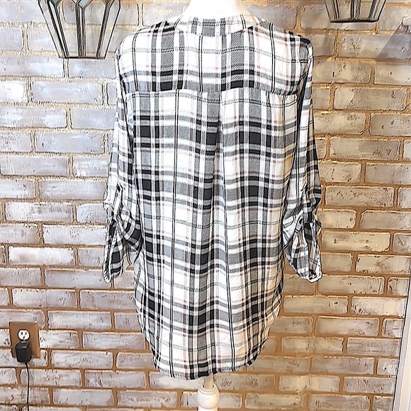 Davina Plaid Printed Polyester Blouse, Women’s Size Medium. - Picture 7 of 10